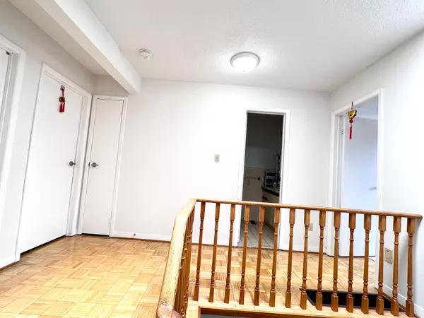 Toronto E07, ON M1V 1K4,53 Montezuma TRL