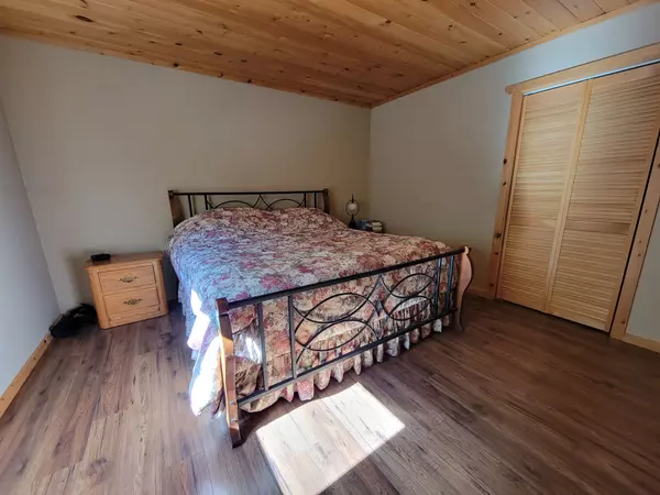 Severn, ON L0K 1E0,5631 UPPER BIG CHUTE RD