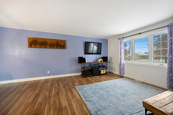 Front Of Yonge, ON K0E 1R0,9 Peryl RD