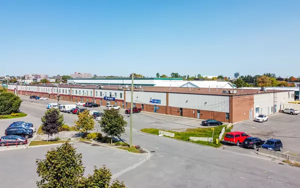 1409 Triole ST, Alta Vista And Area, ON K1B 4T4