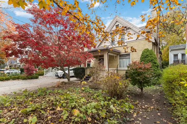 London East, ON N5Y 3P3,512 St James ST