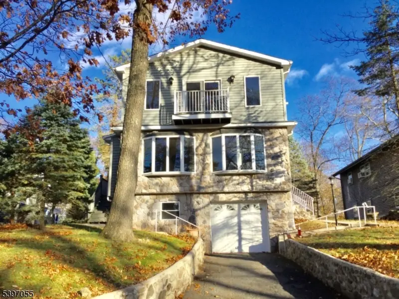 Roxbury Twp., NJ 07850,592 Dell Rd