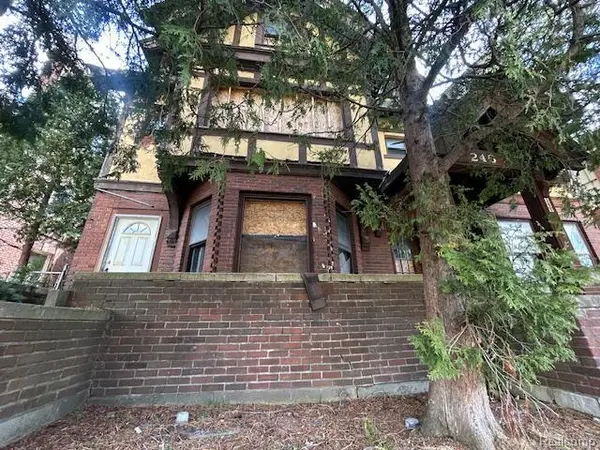 Detroit, MI 48201,246 Eliot ST