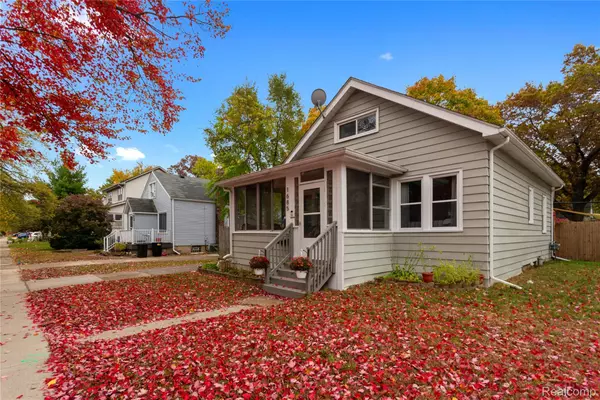 Ferndale, MI 48220,1685 W Troy ST