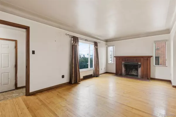 Detroit, MI 48227,11406 Strathmoor ST