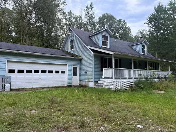 1425 S Cemetery RD, Deford, MI 48729