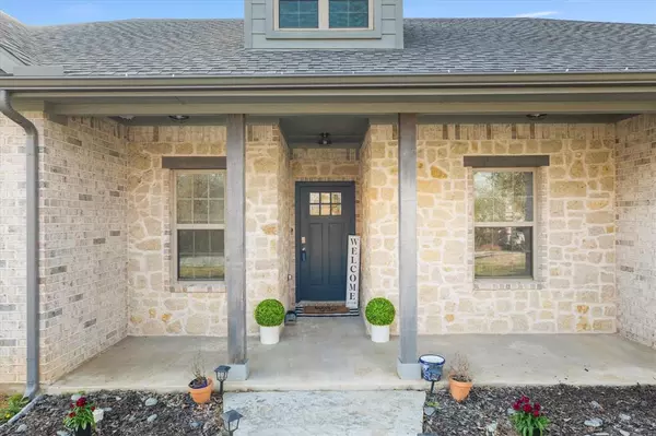 Tioga, TX 76271,304 Bradley Street