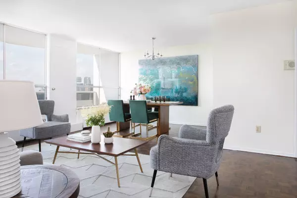 Toronto C13, ON M3A 3A8,100 Graydon Hall DR #1411