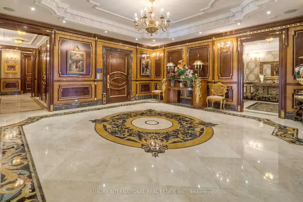 Toronto C02, ON M5R 1C2,118 Yorkville AVE #703