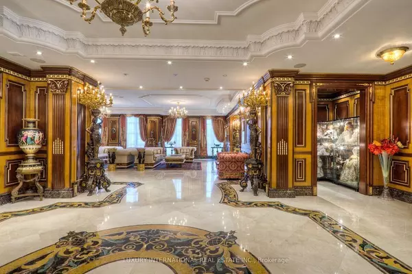 Toronto C02, ON M5R 1C2,118 Yorkville AVE #703