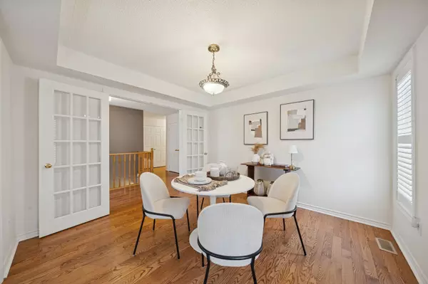 Clarington, ON L1E 1E4,62 Foxhunt TRL