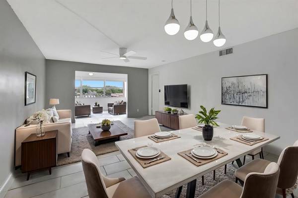 9861 Sunrise Lakes Blvd #303, Sunrise, FL 33322