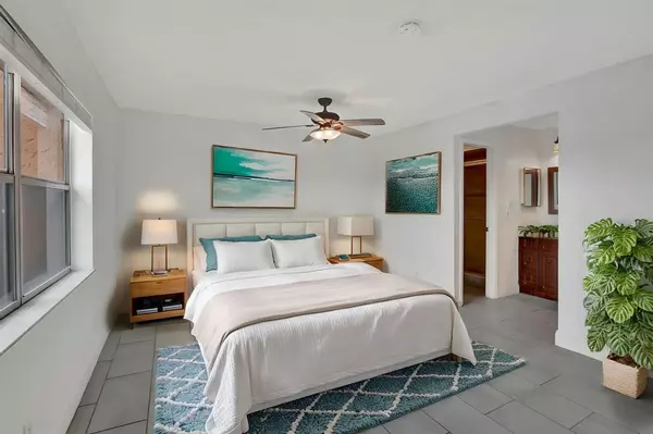 Sunrise, FL 33322,9861 Sunrise Lakes Blvd #303