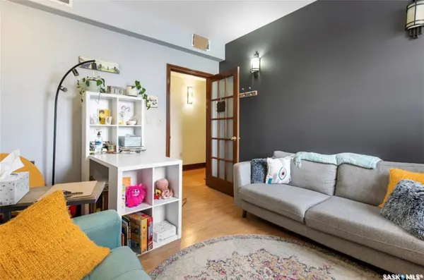 Regina, SK S4P 0C7,2445 Broad STREET #213