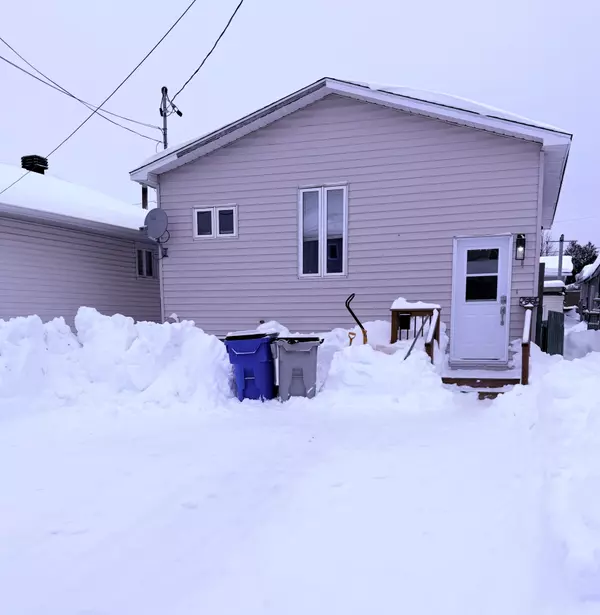 66 Cody AVE W, Timmins, ON P4N 3J6