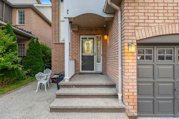Mississauga, ON L5W 1T6,656 Kaiser DR