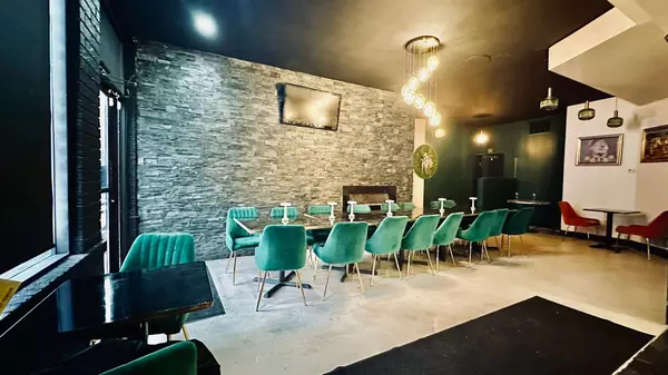 Toronto W08, ON M9A 1C4,5164 Dundas ST W