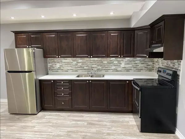 Brampton, ON L7R 4R7,26 Roulette CRES