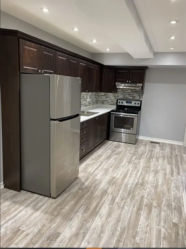 Brampton, ON L7R 4R7,26 Roulette CRES