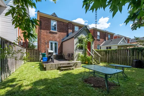 Kingston, ON K7K 4H7,392 Alfred ST