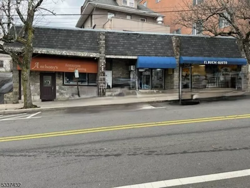 Bernardsville Boro, NJ 07924,18 Claremont Rd