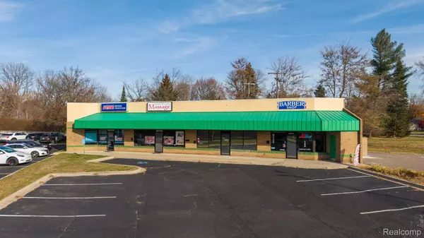 Farmington, MI 48336,31822 Grand River AVE