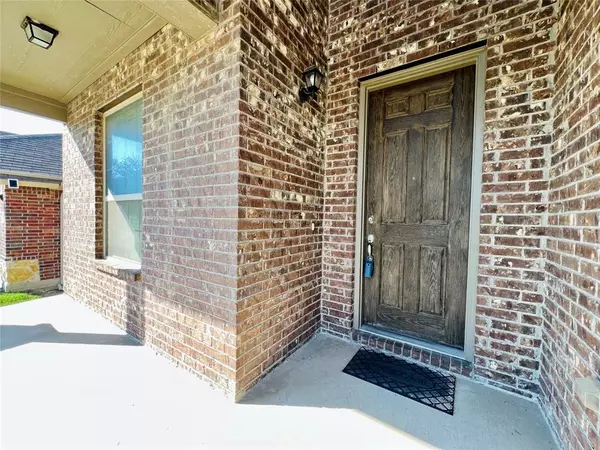 Fort Worth, TX 76179,5644 Salt Springs Drive