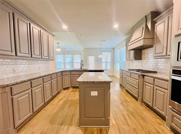 Fort Worth, TX 76179,5644 Salt Springs Drive