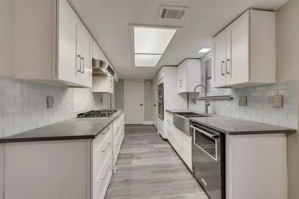 Mesquite, TX 75149,443 Dinalynn Street