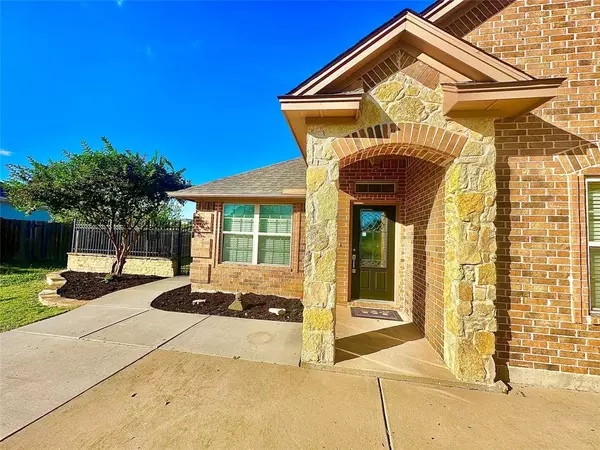 Denton, TX 76207,2816 Westglen Drive