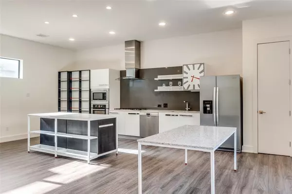 Dallas, TX 75219,3388 Anchor Court