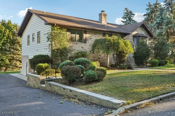 Totowa Boro, NJ 07512,8 Cambridge Rd