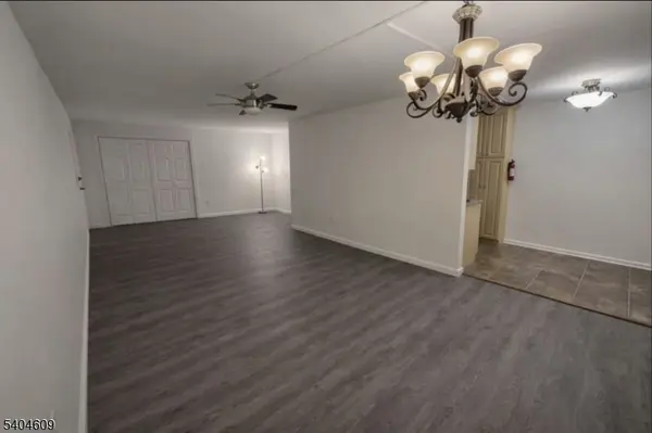 Elizabeth City, NJ 07208,704-712 N Broad St #2C