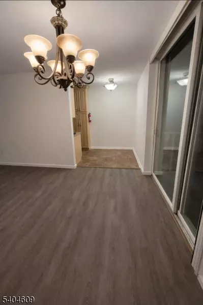 Elizabeth City, NJ 07208,704-712 N Broad St #2C