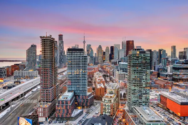 Toronto C08, ON M5A 0E3,70 Distillery LN #3102