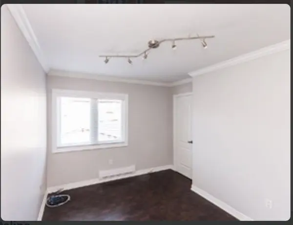 Toronto C01, ON M6K 2B7,714R Dufferin ST