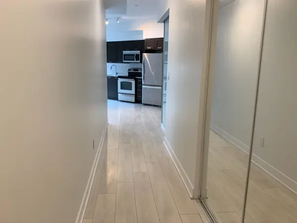 Toronto C01, ON M5V 0C8,169 Fort York BLVD #615