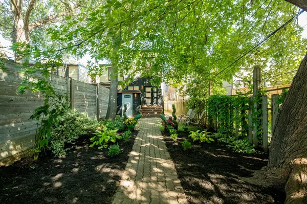 70 Carlaw AVE #Bsmt, Toronto E01, ON M4M 2R7