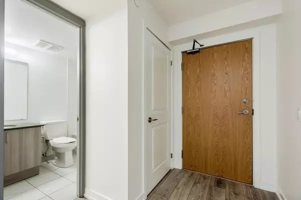 Pickering, ON L1W 3R5,1455 Celebration DR #1708