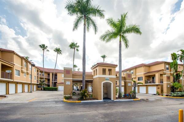 761 N Pine Island Rd #106, Plantation, FL 33324