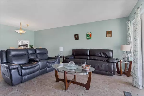 Lighthouse Point, FL 33064,2160 NE 36th St #36