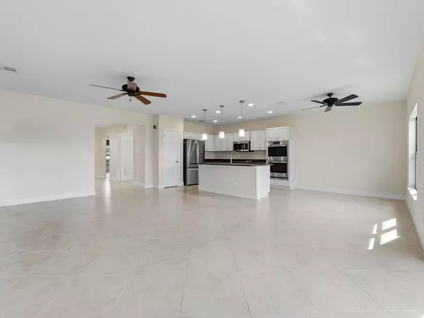 Vero Beach, FL 32966,1772 Willows Square