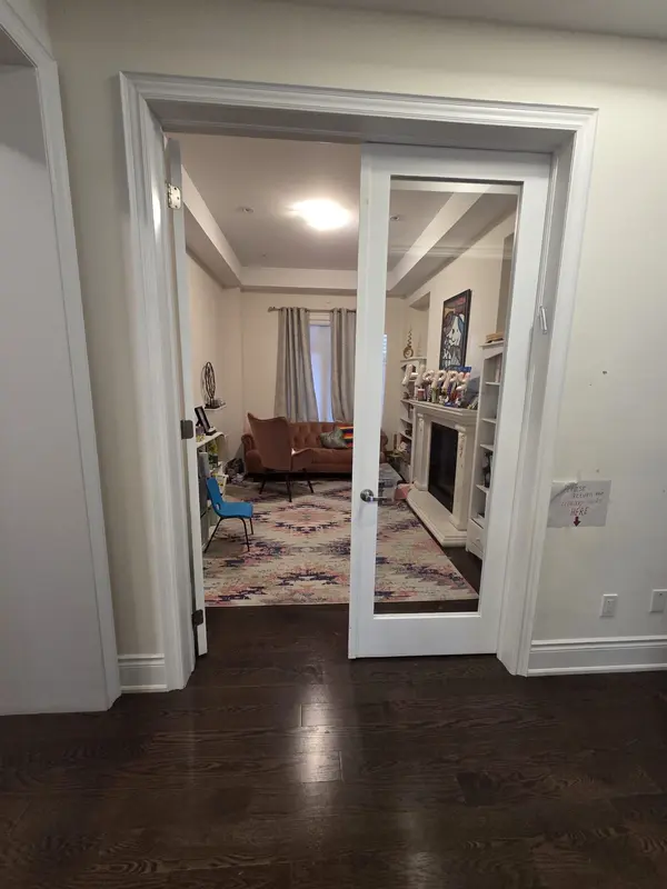 Vaughan, ON L6A 4Y5,34 Straw Cutter Gate #Upper