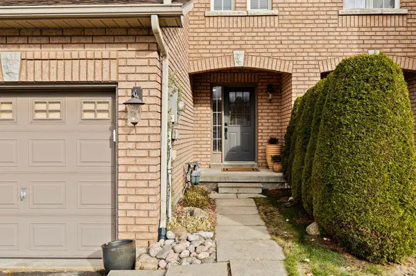 Barrie, ON L4N 9Y6,359 FERNDALE DR S