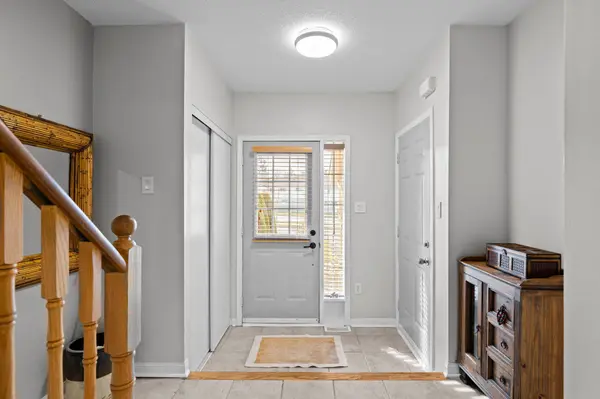 Barrie, ON L4N 9Y6,359 FERNDALE DR S