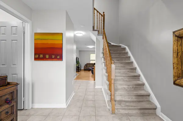 Barrie, ON L4N 9Y6,359 FERNDALE DR S