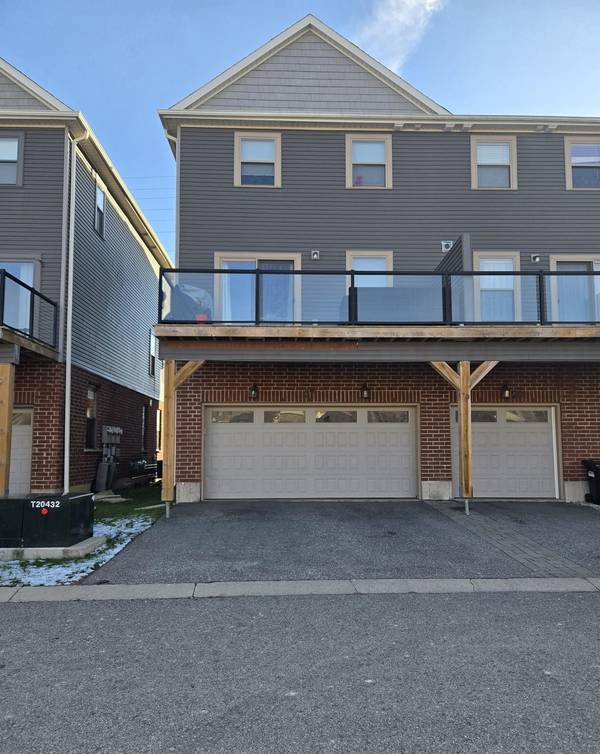 1 Leggott AVE #27, Barrie, ON L4M 0K7