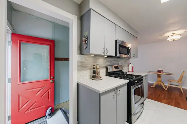 Collingwood, ON L9Y 3X7,121 Niagara ST