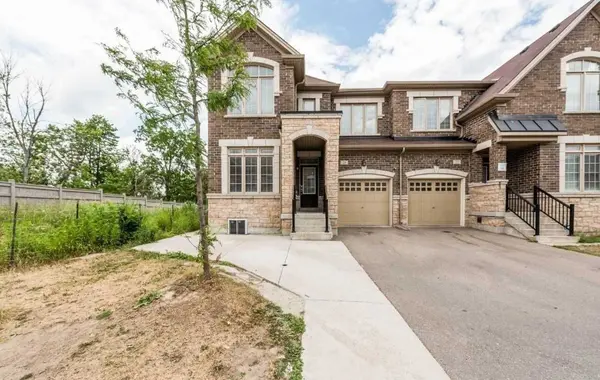 24 Thornapple ST, Brampton, ON L6R 3X2