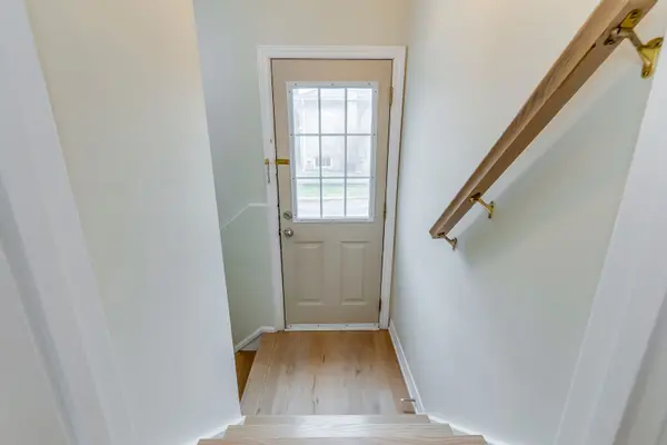 Burlington, ON L7L 4P2,173 Hampton Heath RD #Bsmt